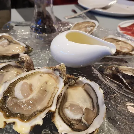 1234 Mirasol Con Piscina - Apivend Immo 로지즈